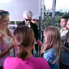 На гастролях, backstage